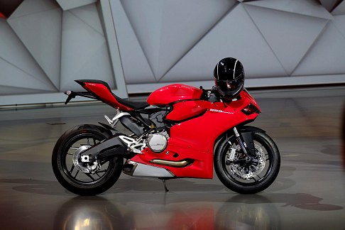 Ducati - Ducati 899 Panigale anteprima mondiale al Salone di Francoforte 2013 width=