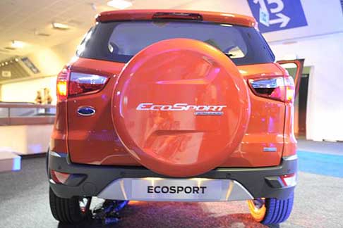 Ford - I clienti che acquisteranno la nuova EcoSport Limited Edition riceveranno anche un pacchetto gratuito di servizi digitali esclusivi. width=
