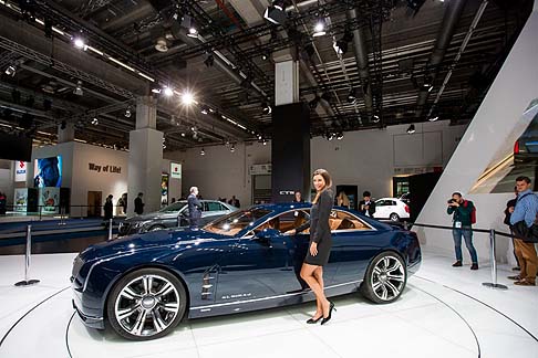 Cadillac - La concept Elmiraj, rappresenta la nuova visione relativa ai prodotti di lusso, cercando di avvicinare prestazioni e qualità premium. width=