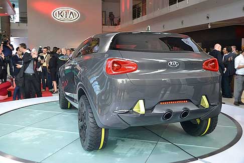 Kia Motors - Kia Niro Concept crossover ibrido adatto ad affrontare qualsiasi percorso width=