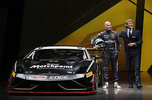 Lamborghini - Prodotta in serie limitata, la nuova Lamborghini Gallardo LP 570-4 Squadra Corse viene offerta al prezzo di 191.100 euro, tasse escluse. width=