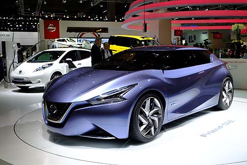 Nissan - Tra le assolute novità di questa kermesse troviamo il modello Nissan Friend-Me, una concept dal grande impatto visivo, la cui progettazione ha seguito lo stesso iter che ha portato alla nascita di crossover rivoluzionari. width=