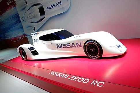 Nissan - Lo stand di Nissan vede la presenza anche della racing car ZEOD RC, vettura rivoluzionaria alimentata unicamente a batteria elettrica,  width=