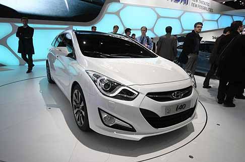Hyundai - Hyundai i 40 wagon anteriore width=