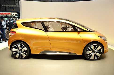Renault - renault r-space laterale ginevra 2011 width=