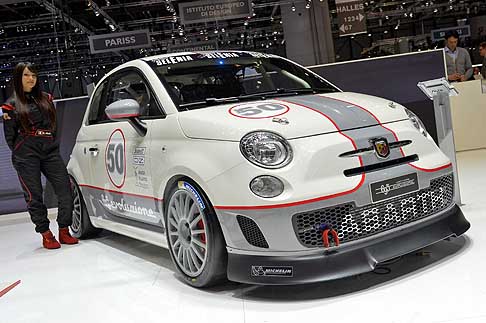 Abarth - Abarth 695 Assetto Corse evoluzione racing cars in mostra a Ginevra 2014 width=