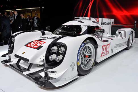 Porsche - La guest star di Porsche dell’edizione 2014 è indubbiamente la nuova 919 Hybrid, modello destinato al mondo dell’endurance (WEC, nel quale rientra la prestigiosa e leggendaria 24 ore di Le Mans. width=