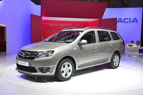 Dacia - Dacia Logan MCV Station Wagon disponibile con due motori a Benzina e uno Diesel width=