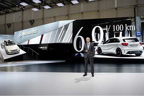 Mercedes-Benz - Dr Dieter Zetsche presenta la Mercedes A 45 AMG world premiere at the Geneva Motorshow 2013 width=