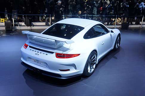 Porsche - Porsche 911 GT3 basata sulla nuovissima e controversa Porsche 991 width=