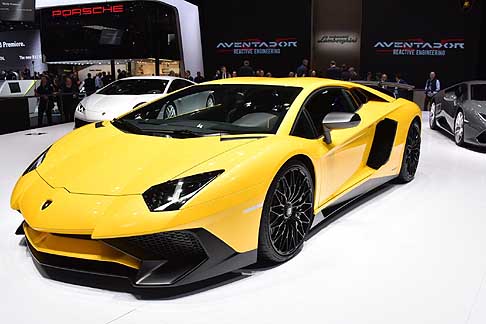 Lamborghini - Lamborghini-Aventador LP 750-4 SuperVeloce è l'incarnazione più pura di quanto prodotto fino ad oggi dal marchio italiano width=