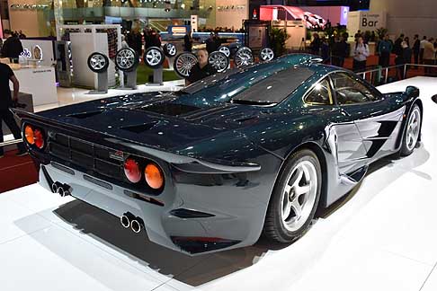 Hybrid Cars - supercar ibrida McLaren P1 GTR, destinata alla sola pista width=