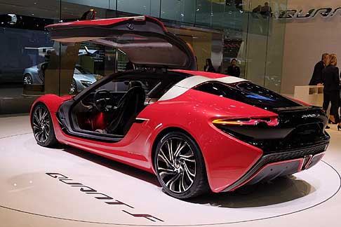 Nanoflowcell - Lunga 5,25 metri, la Nanoflowcell Quant F adotta quattro motori elettrici dalla potenza totale di 801,89 kW, cioè 1.090 CV.  width=