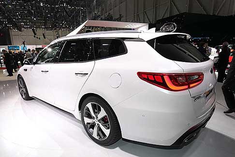 Hyundai - Hyundai Ioniq vettura ibrida che la IONIQ Plug-in adottano il nuovo propulsore Kappa, un 1.6 benzina GDI 4 cilindri ad iniezione diretta