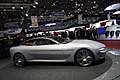 Pininfarina Cambiano Concept nella fiancata del pilota è presente una sola portiera, dalle dimensioni generose, e nella fiancata lato passeggero sono collocate due portiere con apertura a libro