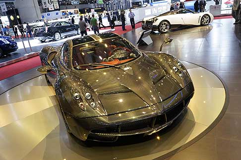 Pagani - Raccing cars Pagani Huayra Carbon Edition al Ginevra Motor Show 2012 width=