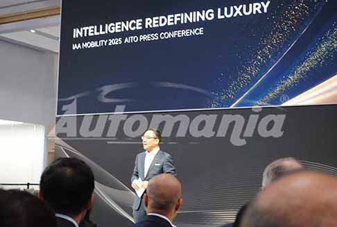 Aito - Press Conference Dr Clifford Kang Vice Presidente Aito per la presentazione di Luxury Suv Cinesi all´IAA Mobility 2025 in Germania