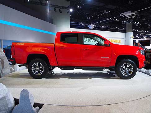 Chevrolet - Chevrolet Colorado presentato a Los Angeles, arriverà sul mercato statunitense ad anno nuovo width=