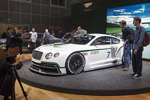 Bentley - Al Los Angeles Auto Show il marchio approda con la Bentley Continental GT3 Concept car width=
