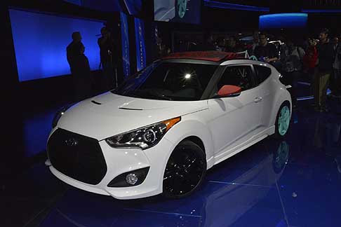 Hyundai - Veloster C3 Roll Toped concept monta il motore 4 cilindri da 1,6l a iniezione diretta di benzina da 201 CV di potenza e 264 Nm di coppia max width=