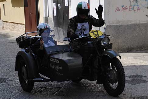 Milano Taranto 2015 - Sidecar KMZ K750 750cc di Laudonia Giancarlo e Fantozzi Alessandra di Calci (PI) width=