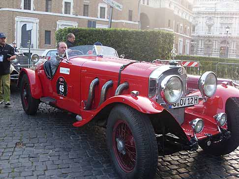 Mercedes-Benz - Mercedes 710 SS con pilota Giacomo Agostini e copilota il tedesco Jochen Maas width=