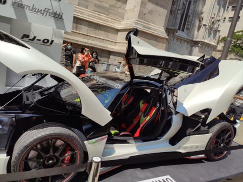 Supercar al Mimo 2021 - Supercar Pambuffetti PJ-01 una ipersportiva 100 percento italiana