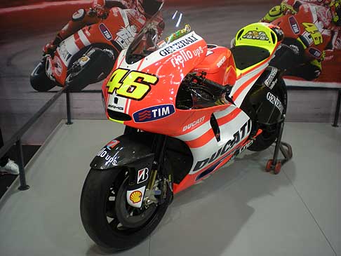 Ducati - Moto Ducati Demonsedici GP11 protagonista del mondiale della scorsa stagione con Valentino Rossi al Motodays width=