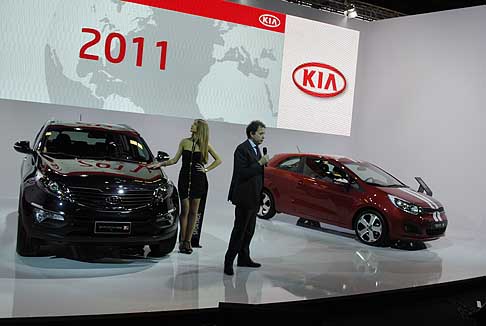 Kia Motors - Kia Sportage e Kia Rio 3 porte al Motor Show 2011 width=