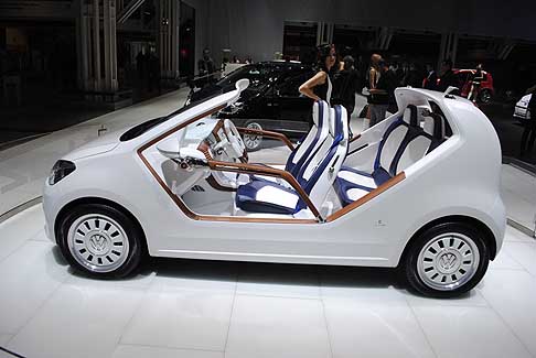 Volkswagen - Volkswagen Up! Azzurra Concept sailing team, dedicata al mondo della nautica width=