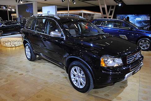 Volvo - Restyling del Suv a sette posti Volvo XC90 width=