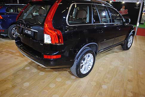 Volvo - Retro vettura del Suv Volvo XC90 width=