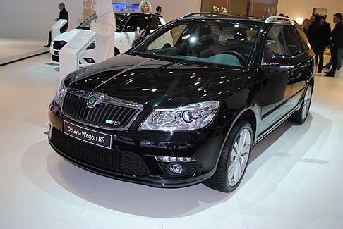 Skoda - Spazio anche alla musica nello stand ceco, dove la partnership con RTL 102.5, offrirà un appuntamento quotidiano. width=