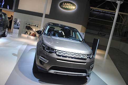 Land Rover - Land Rover Discovery Sport Hse Luxury il top della gamma presentato al Motor Show di Bologna  width=