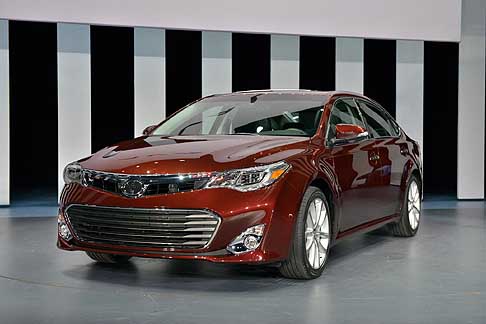 Toyota - La nuova Toyota Avalon, presentata al Salone di New York, consente infine tre diverse modalità di guida: Normal, Eco e Sport width=