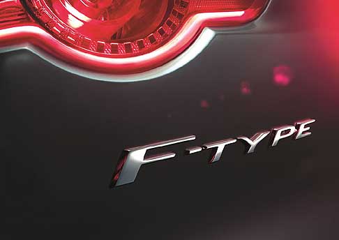 Jaguar - Jaguar f type logos al salone di New York 2012 width=