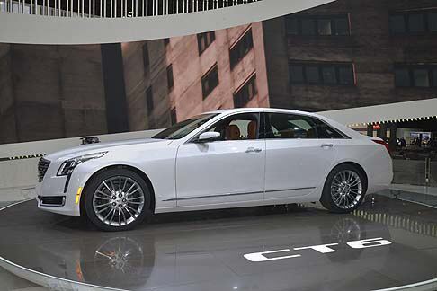 Cadillac CT6 2016