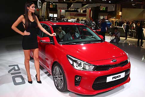 Kia - La compatta coreana è giunta alla quarta generazione e ora si propone con un design rivitalizzato e inediti interni.