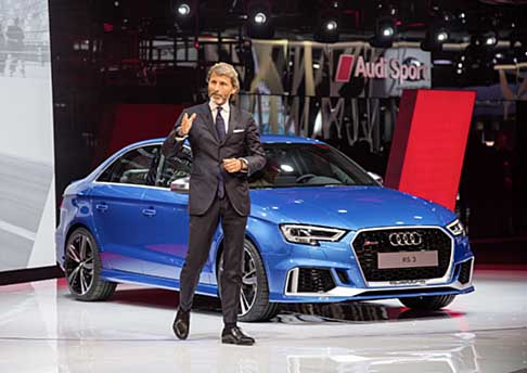 Audi - Per quanto riguarda, invece, l’Audi RS 3 Sedan, siamo di fronte ad una berlina elegante ma anche sportiva, grazie al propulsore 2.5 TFSI che eroga fino a 400 CV.