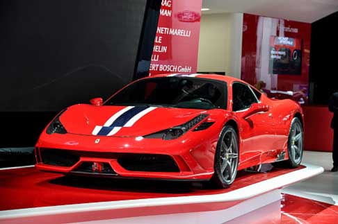 Maserati - Ferrari 458 speciale A è una supercar che a Maranello hanno deciso di produrre in soli 499 esemplari al Salone di Parigi width=