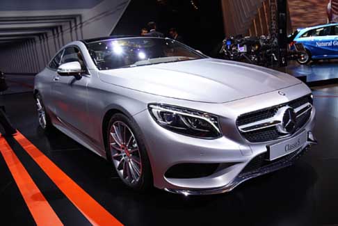 Mercedes - Mercedes Classe S Plug-In Hybrid è senza dubbio un auto di lusso width=