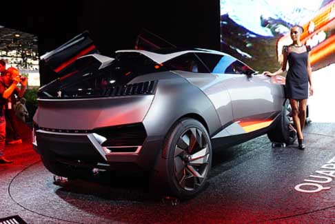 Peugeot - Pegeout Quartz concept si presenta con tagli netti della carrozzeria ed un aspetto decisamente più moderno e futuristico width=