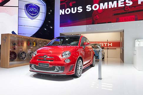 Lancia - L’area espositiva di Abarth propone un ideale percorso alla scoperta dei valori e dei prodotti esclusivi del marchio. width=