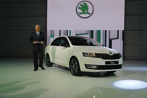 Skoda - Nello stand parigino affiancheranno la Rapid, anche ulteriori modelli della gamma, come la Citigo in versione tre e cinque porte, la Fabia Monte Carlo, la Yeti, la Octavia Wagon RS, la Superb Wagon L&K e la Roomster. width=