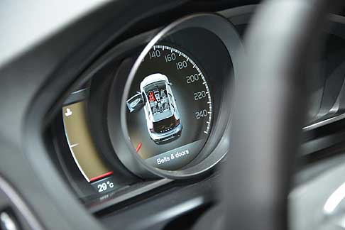 Volvo - Su tutti i modelli è disponibile l’avanzatissimo sistema di infotainment Volvo Sensus. width=