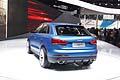 L’abitacolo della Audi RS Q3 concept, molto luminoso grazie al tetto in vetro, è dominato dal nero in tutta la sua eleganza. 