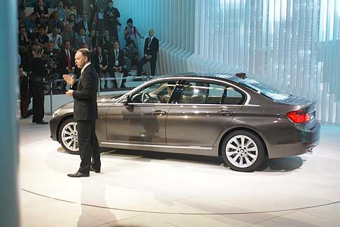 BMW - Anteprima monsiale della BMW Serie 3 LWB al Salone di Pechino 2012 width=