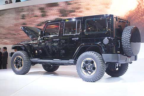 Jeep - Jeep Wrangler Dragon Edittion prototipo al salone di Beijing 2012 width=