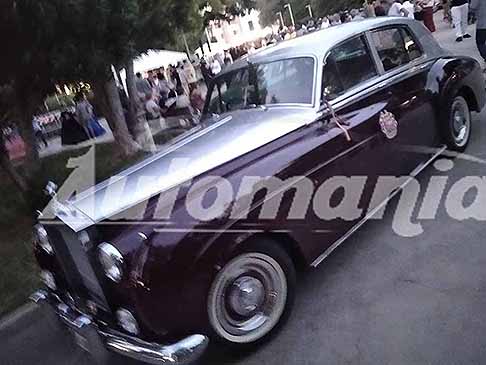 Auto Classic Tour - Classic car Rolls-Royce esposta in Piazza Giuseppe Garibaldi di Acquaviva delle Fonti - Bari. Evento itinerante Le Perle del Sud 2025