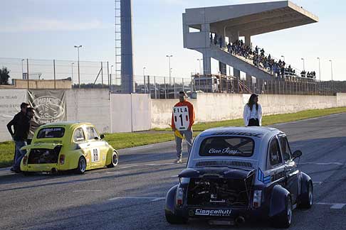 Minicar e Trofeo Lupo - Minicar prima fila con le Fiat 500 di Pezolla in pole positione e Cuomo secondo alla 3^ prova Trofeo Autodromo del Levante 2014 width=